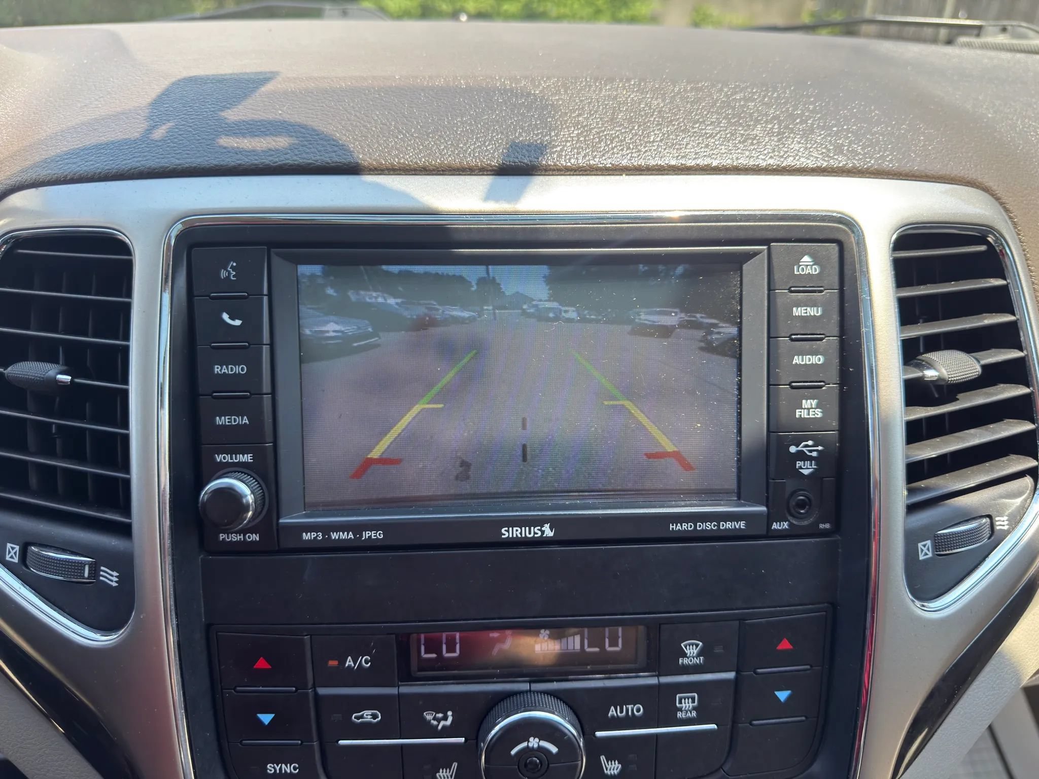 Used 2011 Jeep Grand Cherokee Laredo AWD/4WD image 28