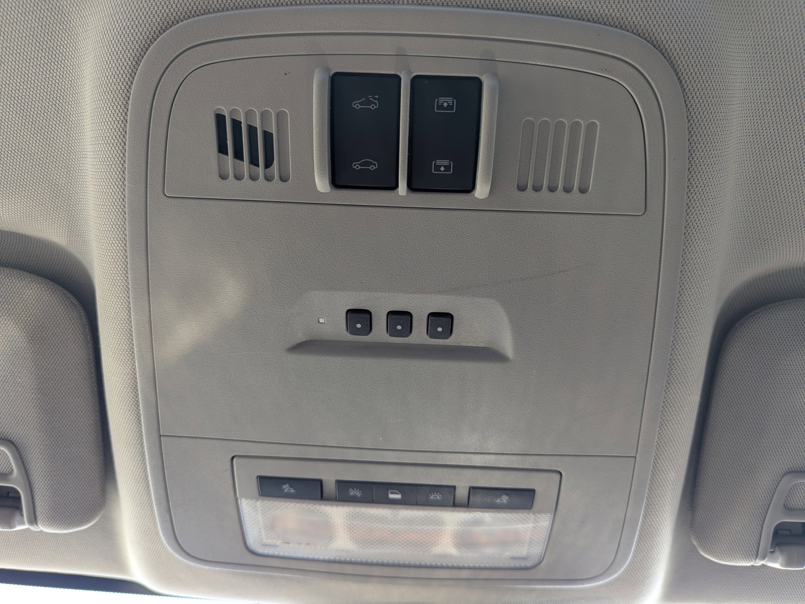 Used 2013 Buick LaCrosse Premium w/ Driver Confidence Package FWD image 24