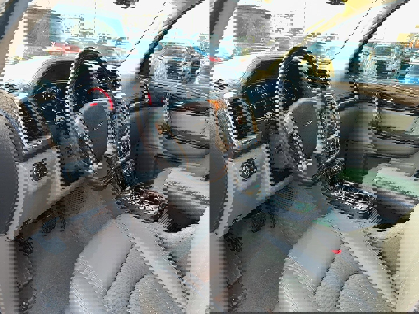 Used 2015 GMC Acadia Denali image 27