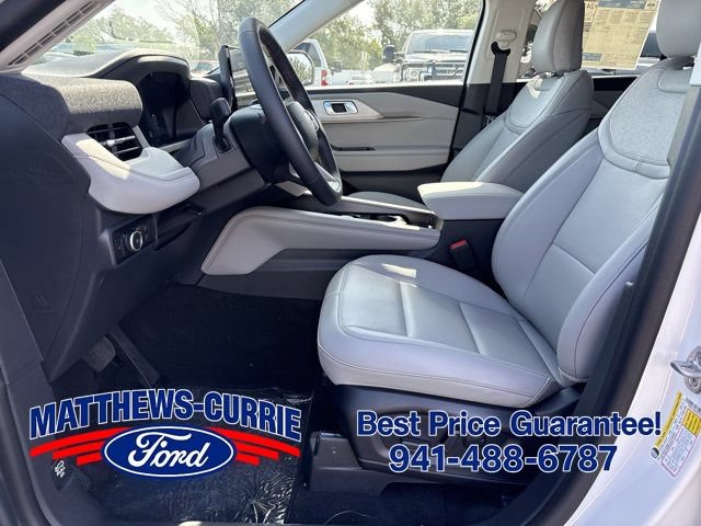 New 2026 Ford Explorer Active w/ Active Comfort Package RWD image 9