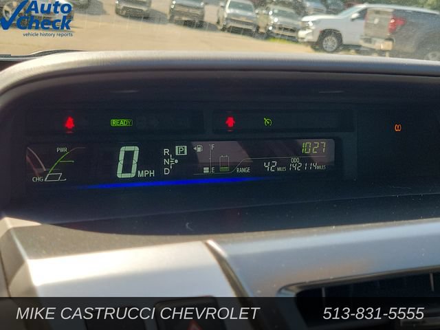 Used 2017 Toyota Prius V Two w/ Carpet Mat Package FWD image 11