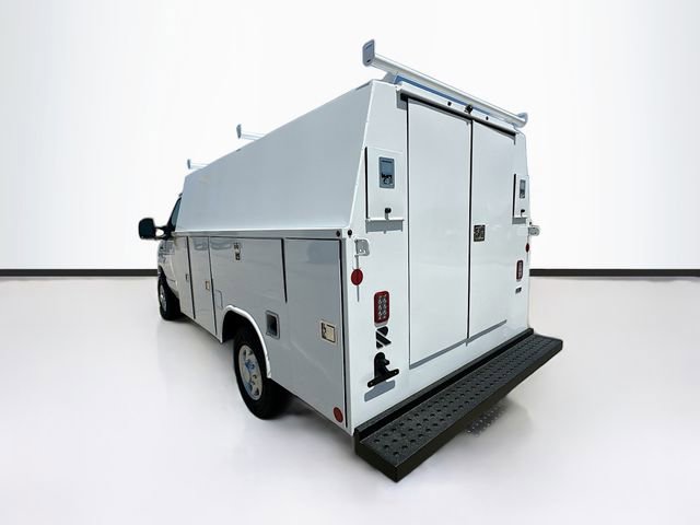 New 2026 Ford E-350 and Econoline 350 Super Duty w/ Power Equipment Group image 8