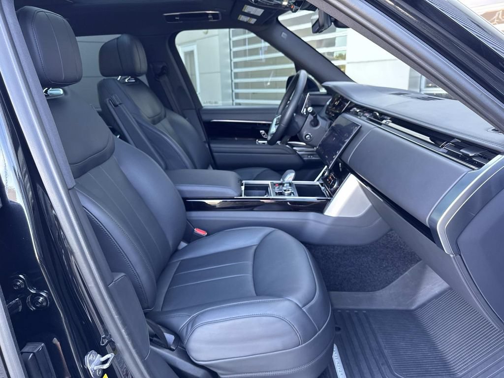 Certified 2023 Land Rover Range Rover SE AWD/4WD image 10