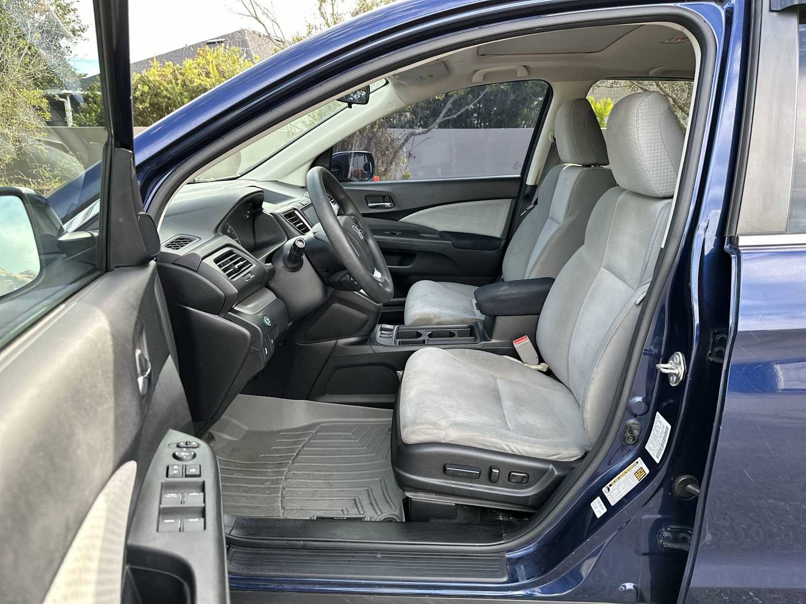 Used 2016 Honda CR-V EX image 2