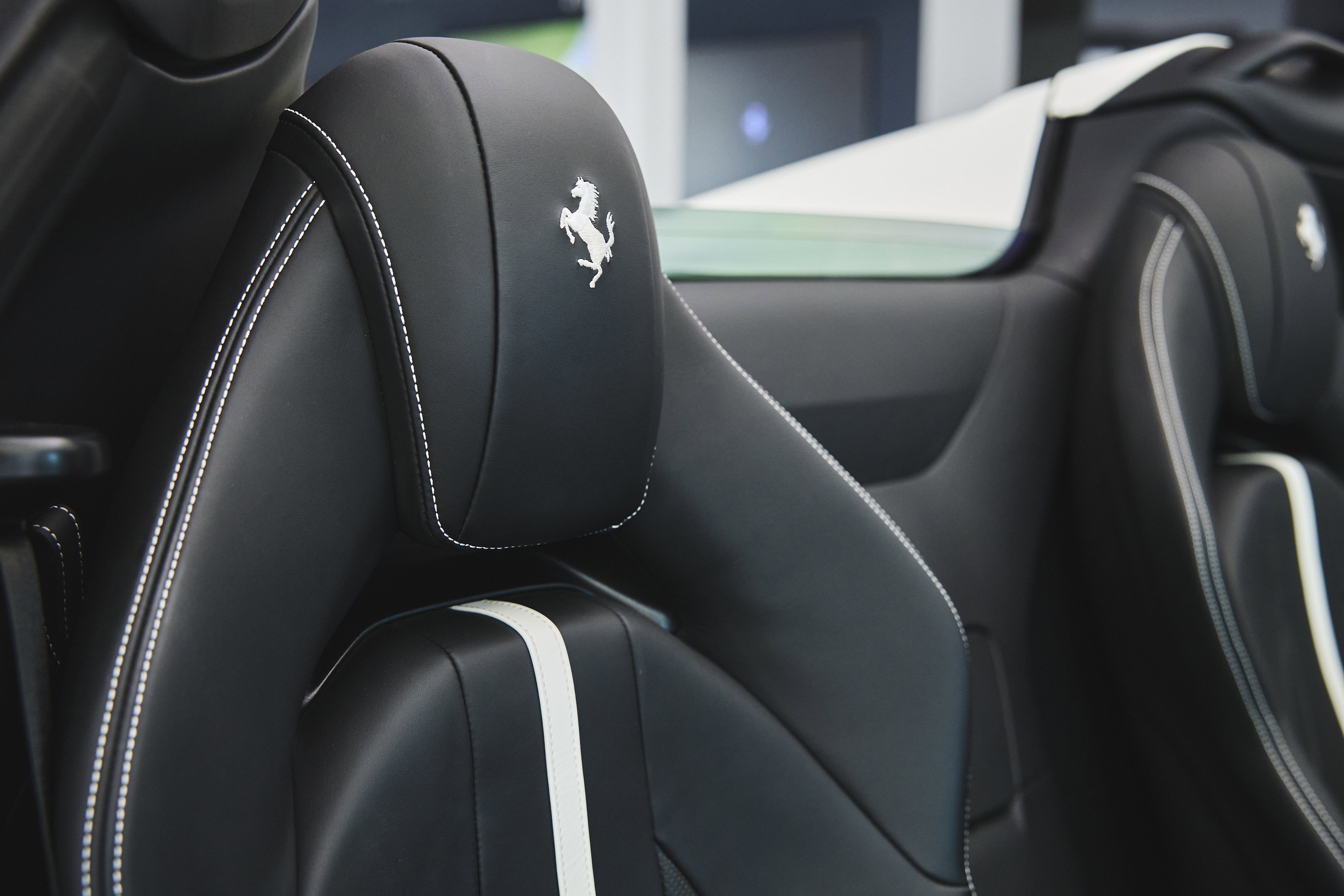 Used 2023 Ferrari 812 GTS image 35