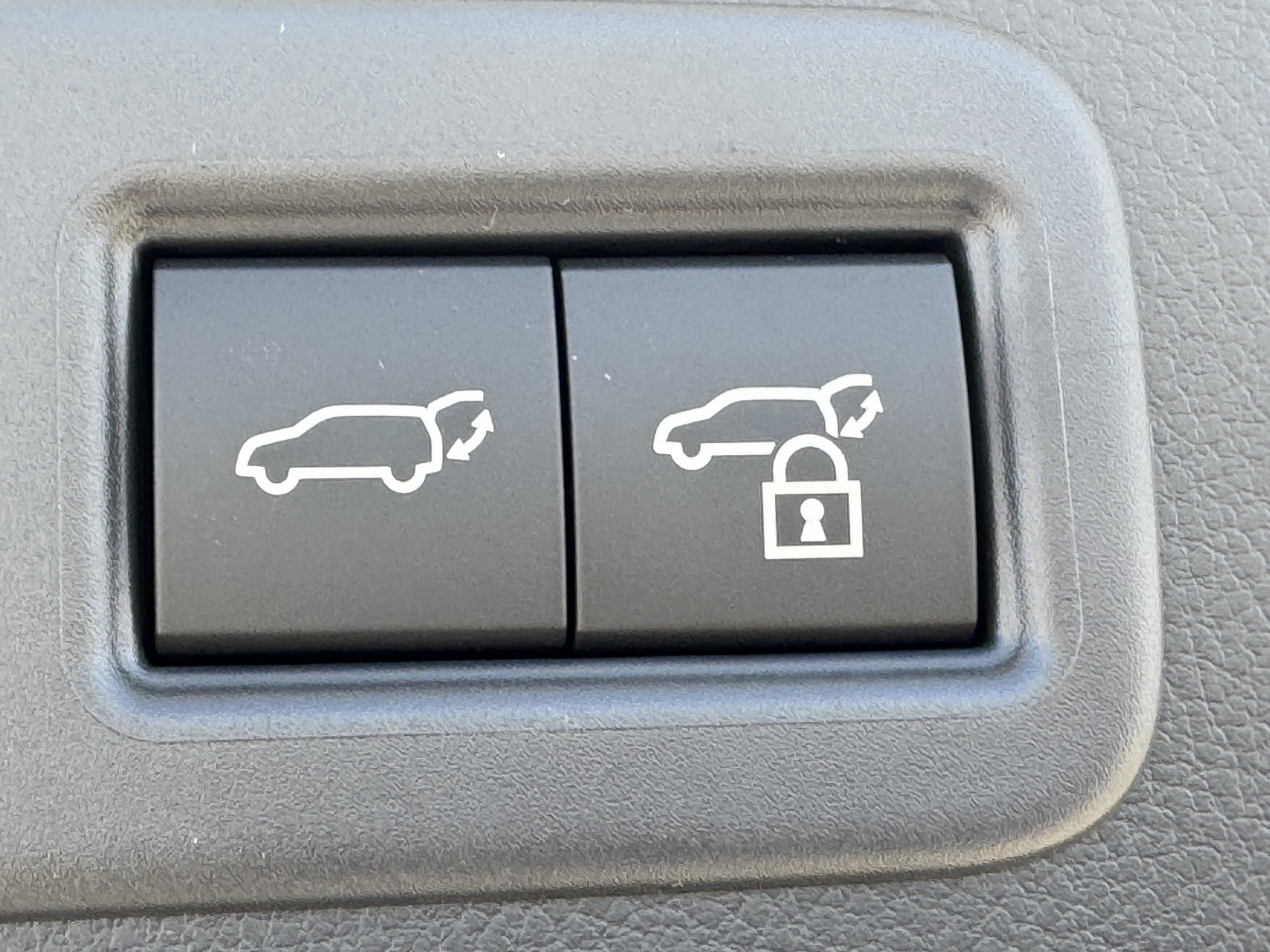 New 2026 Lexus RX 450h AWD w/ Convenience Package image 17