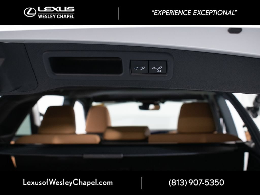 Used 2025 Lexus RX 350 Premium w/ Accessory Package (Z1) FWD image 19