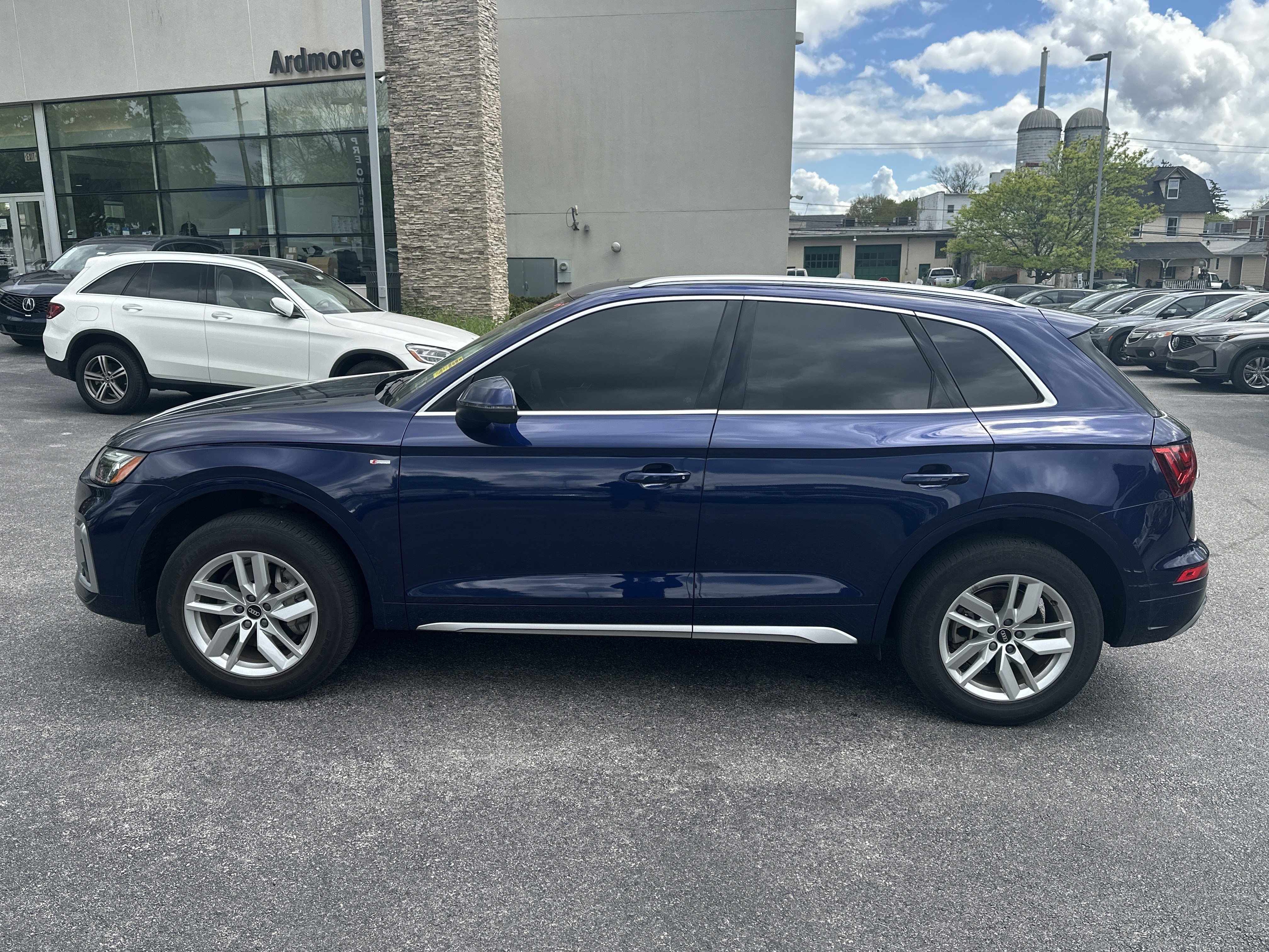 Used 2023 Audi Q5 2.0T Premium w/ Convenience Package AWD/4WD image 4