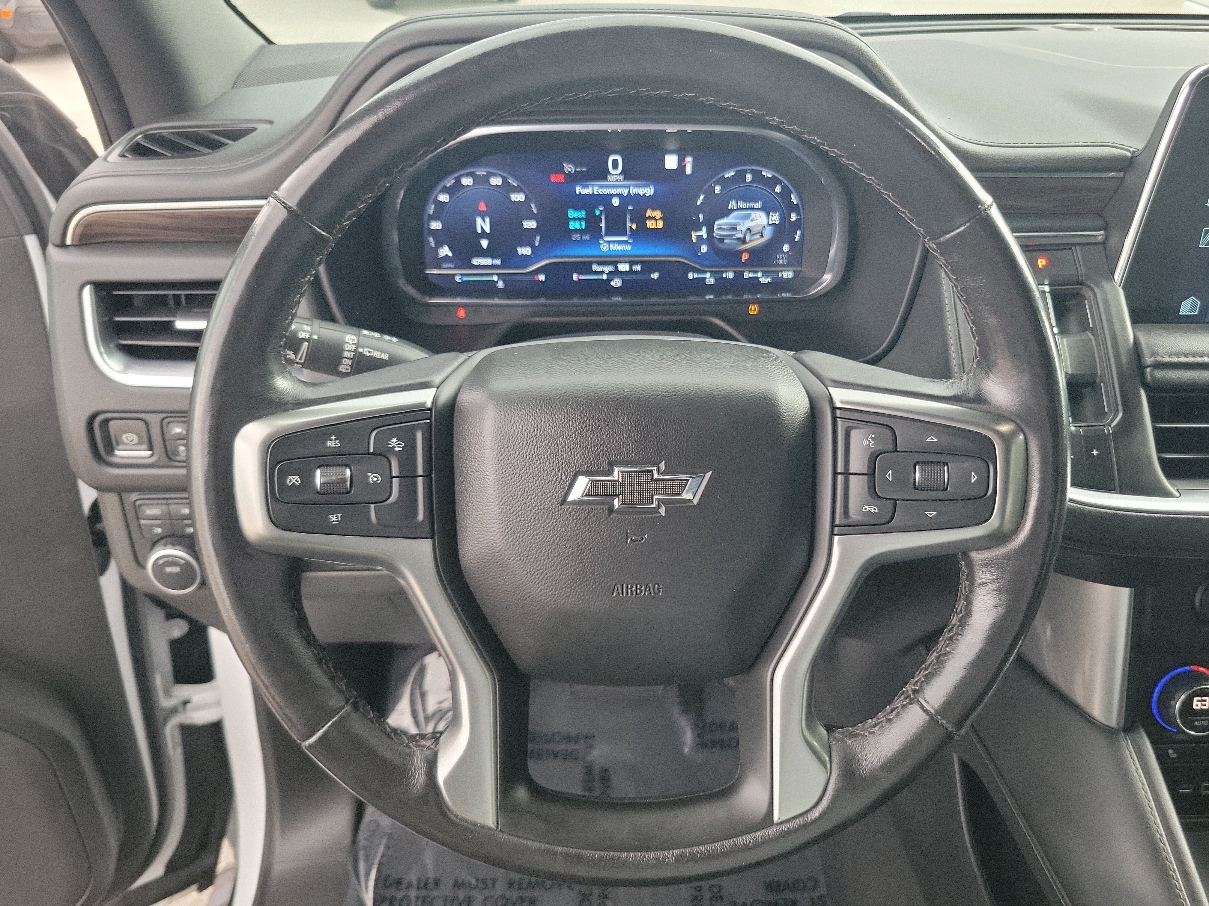 Used 2022 Chevrolet Tahoe Z71 w/ Luxury Package AWD/4WD image 22