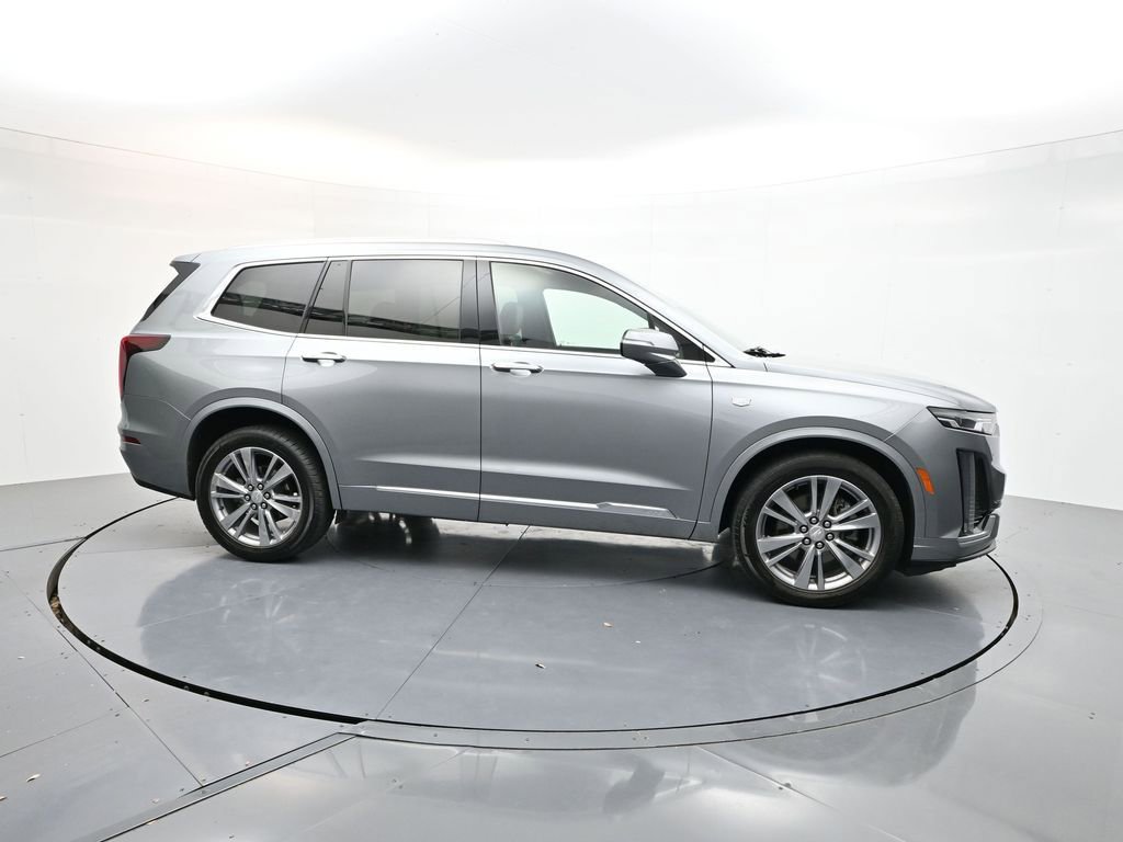 Used 2023 Cadillac XT6 Premium Luxury image 8