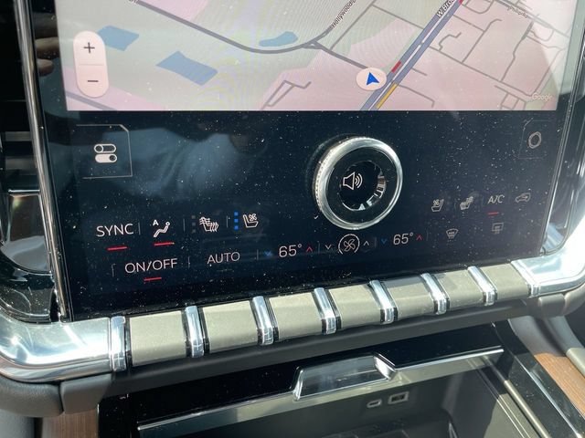 New 2026 GMC Yukon XL Denali w/ Denali Reserve Package AWD/4WD image 19
