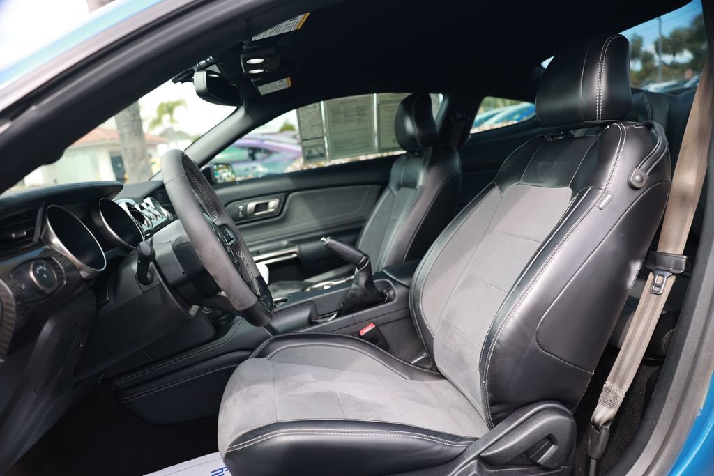 Used 2019 Ford Mustang Shelby GT350 w/ Technology Package image 19