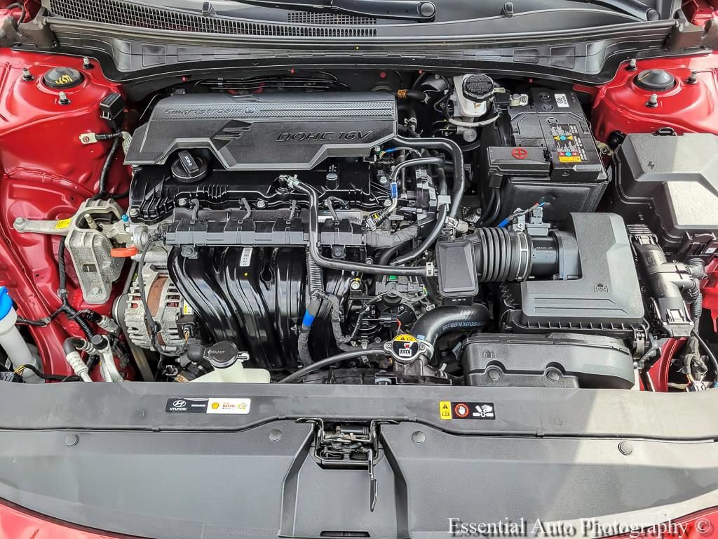 Used 2024 Hyundai Elantra SEL FWD image 32