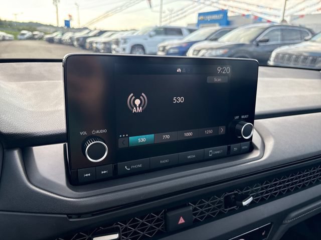 Used 2025 Honda Accord SE image 16