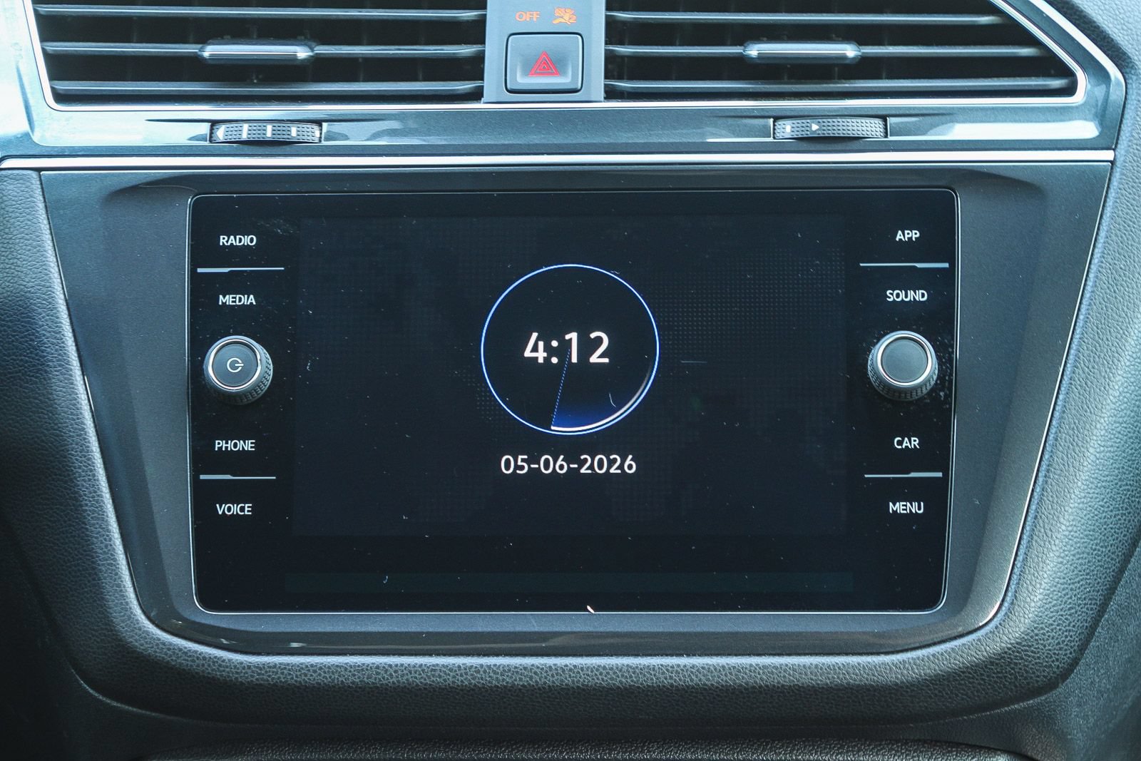 Used 2023 Volkswagen Tiguan SE FWD image 15