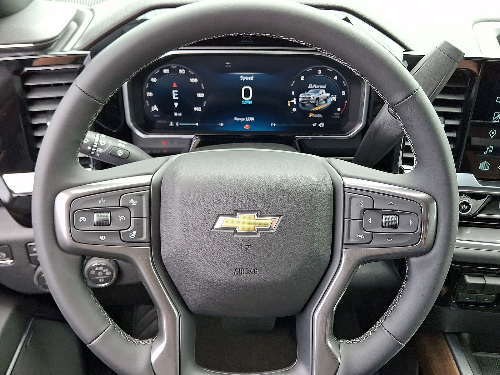 New 2026 Chevrolet Silverado 2500 High Country w/ Z71 Off-Road Package AWD/4WD image 17