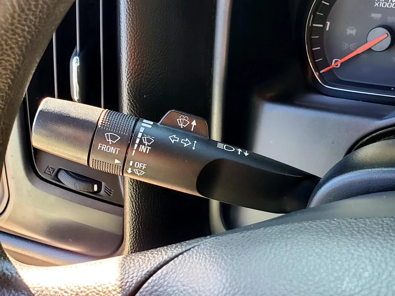 Used 2017 Chevrolet Silverado 1500 W/T RWD image 26