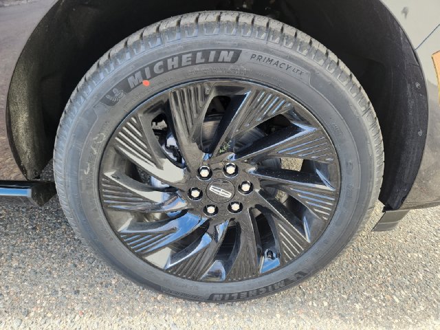 New 2026 Lincoln Navigator L Reserve w/ Jet Appearance Package AWD/4WD image 18