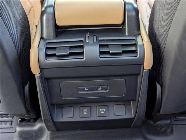 Used 2025 Land Rover Defender 110 X AWD/4WD image 18