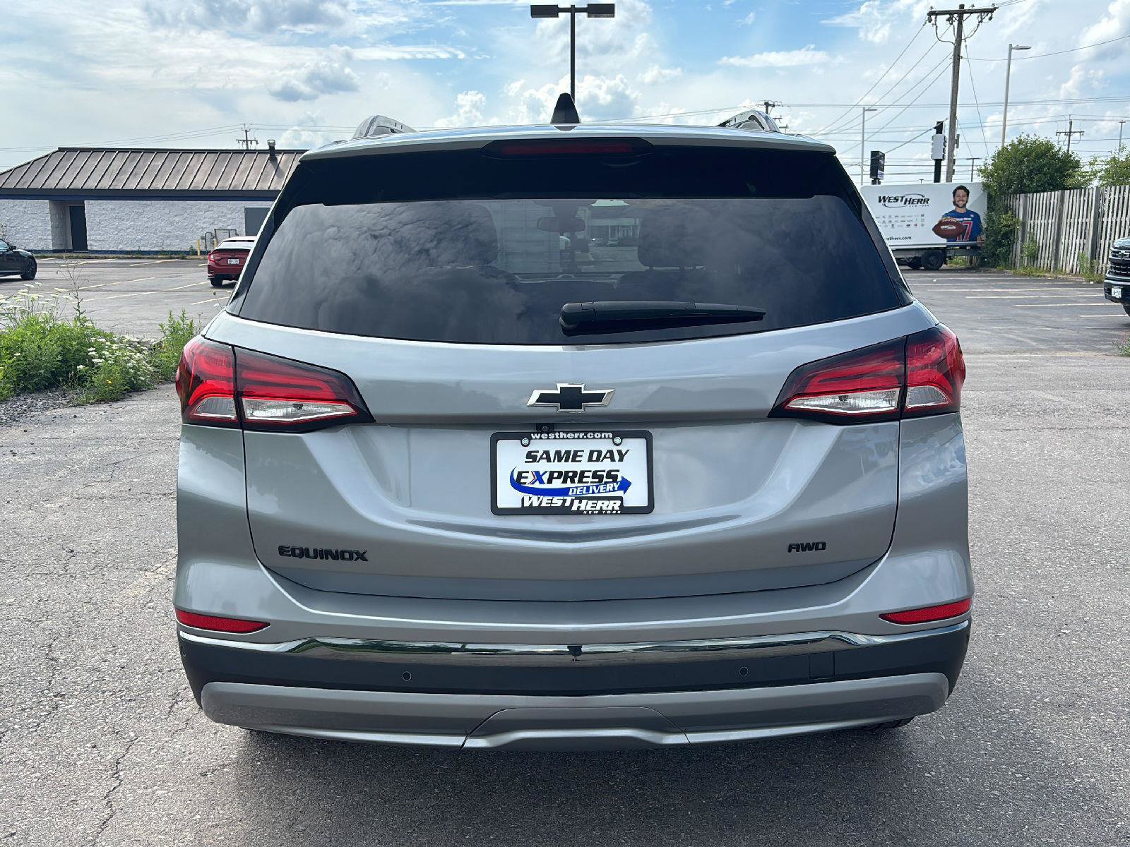 Used 2024 Chevrolet Equinox RS w/ RS Leather Package AWD/4WD image 6