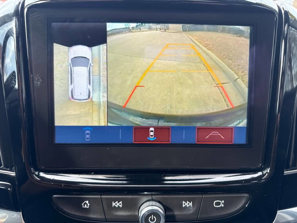 Used 2018 Chevrolet Traverse Premier w/ Driver Confidence II Package FWD image 26