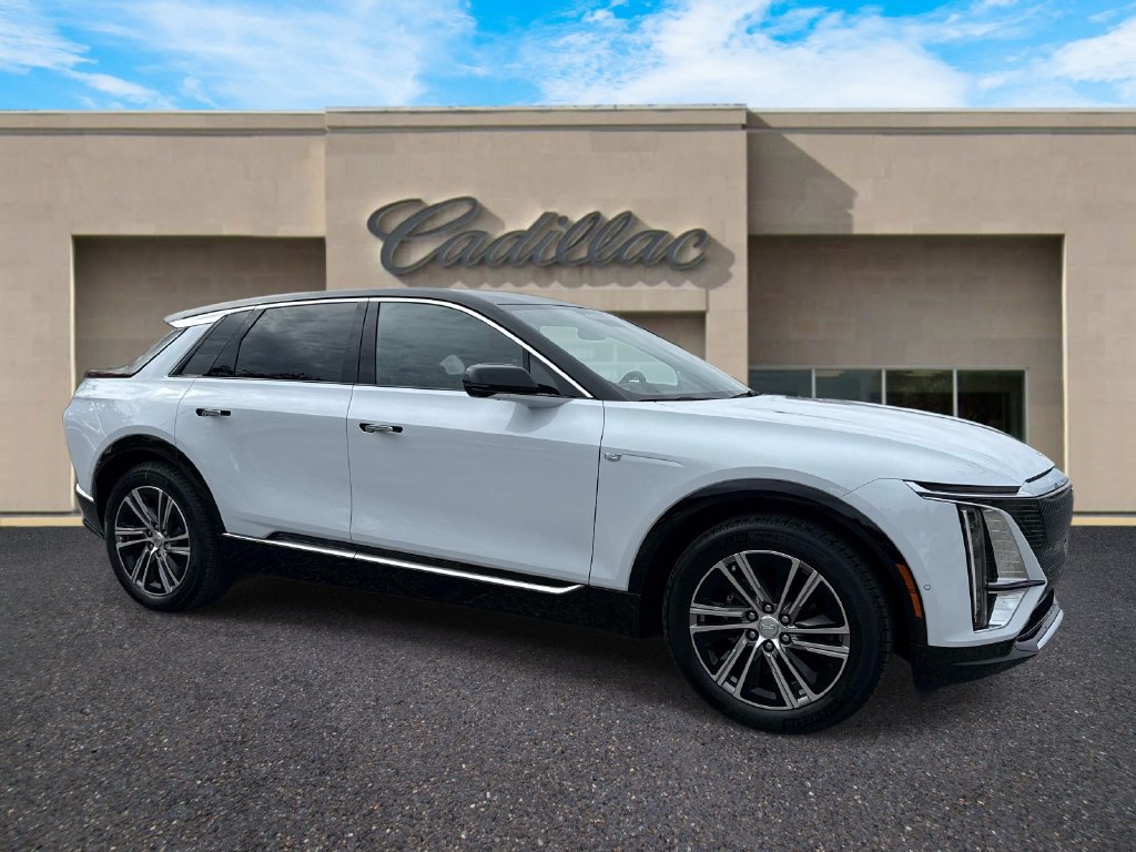 New 2027 Cadillac Lyriq Luxury RWD image 1