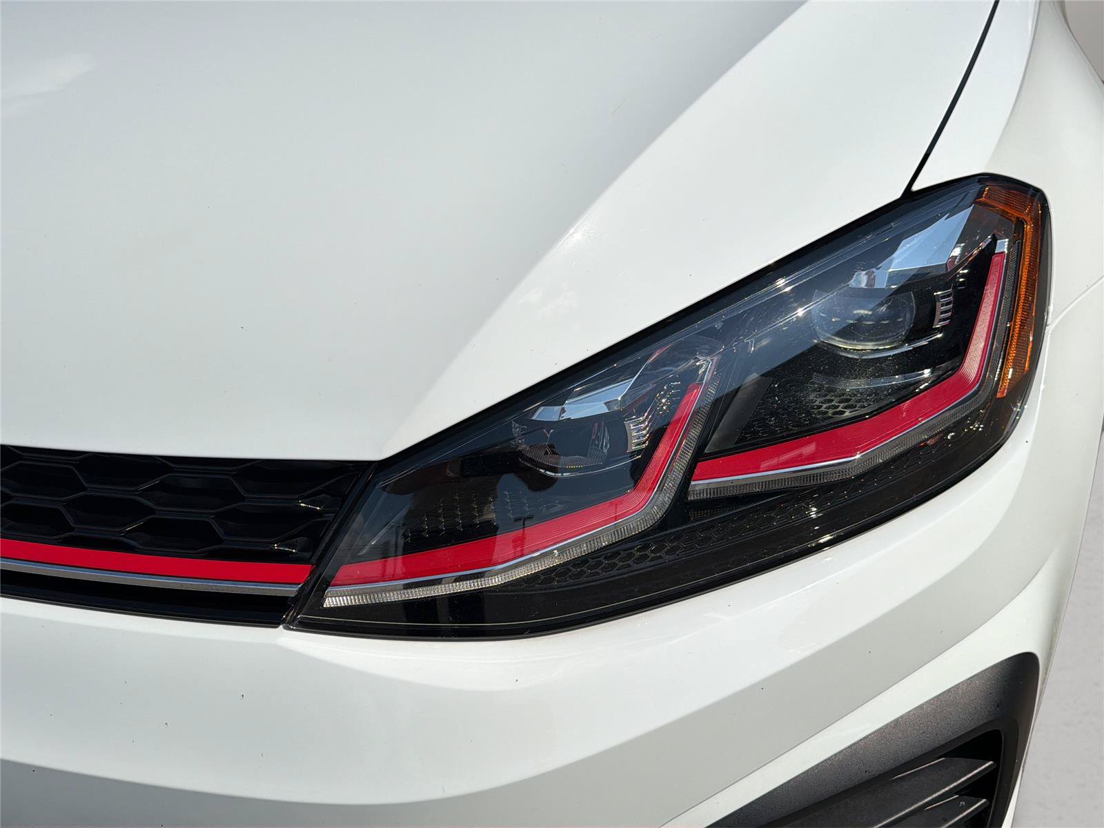 Used 2019 Volkswagen GTI Autobahn FWD image 32