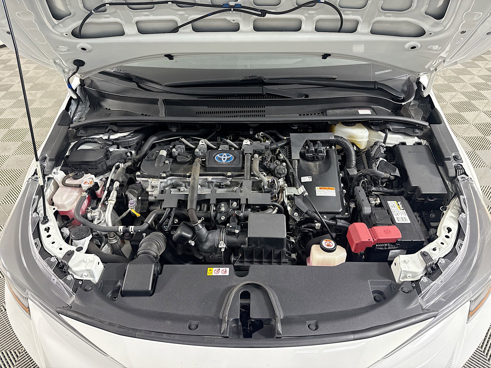 Used 2021 Toyota Corolla LE image 39