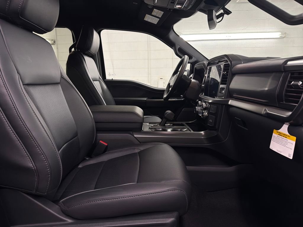 New 2025 Ford F150 Lariat w/ Equipment Group 501A Mid image 28