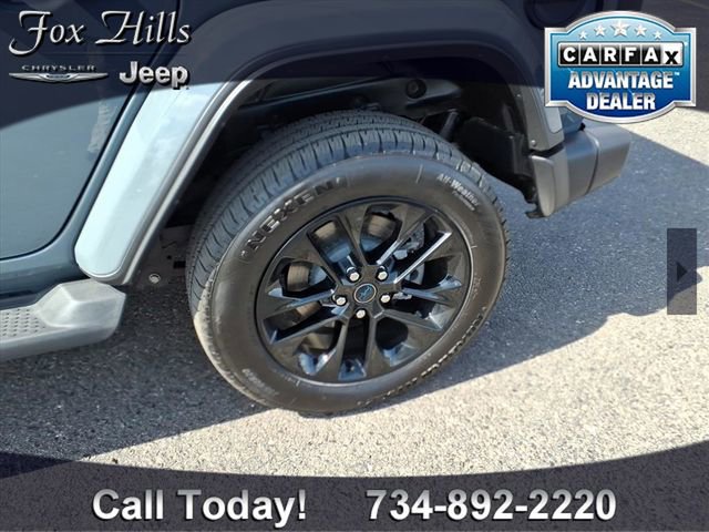 Certified 2025 Jeep Wrangler Unlimited Sahara image 5