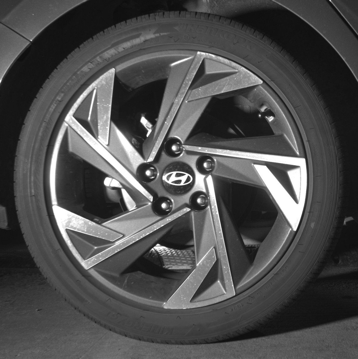 Used 2025 Hyundai Elantra SEL image 15