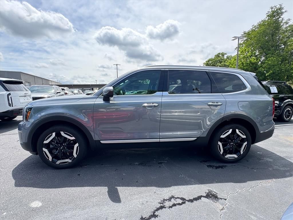 Used 2025 Kia Telluride S AWD/4WD image 6