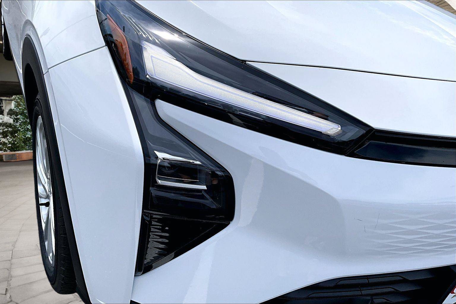 New 2027 Chevrolet Bolt LT FWD image 33