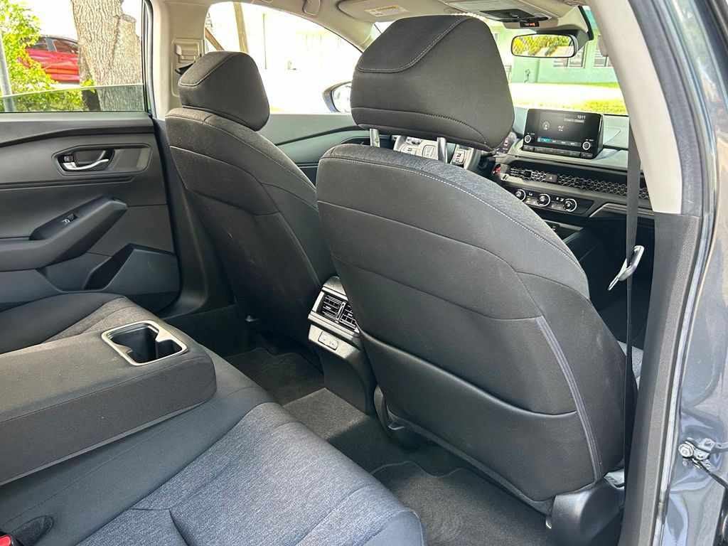 Used 2025 Honda Accord LX image 40