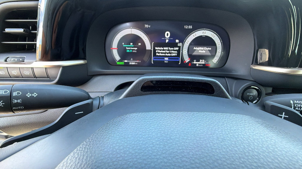 Certified 2025 Toyota Crown Signia w/ Advanced Technology Package image 21