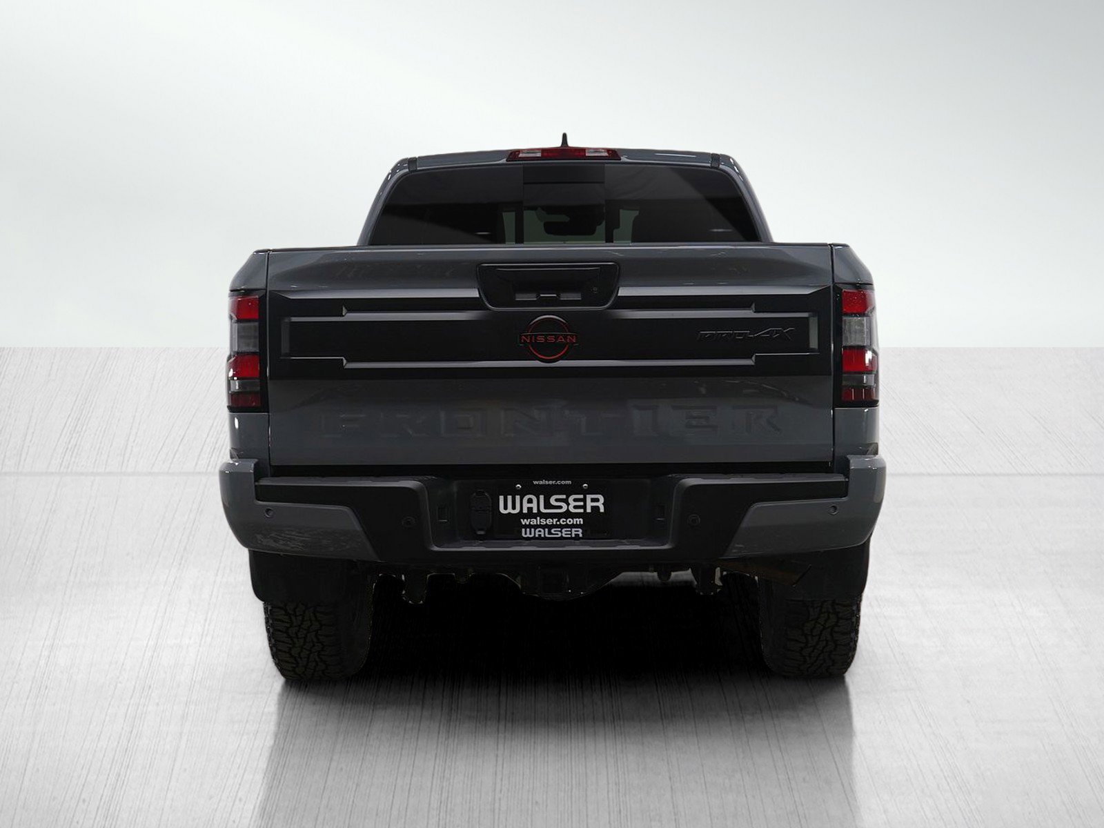 Used 2025 Nissan Frontier PRO-4X w/ Pro Premium Package image 4