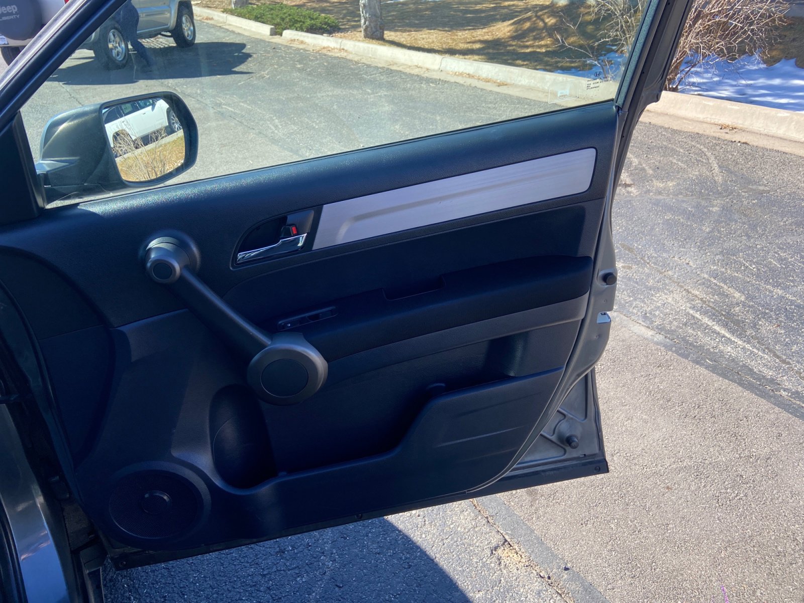 Used 2011 Honda CR-V EX image 16