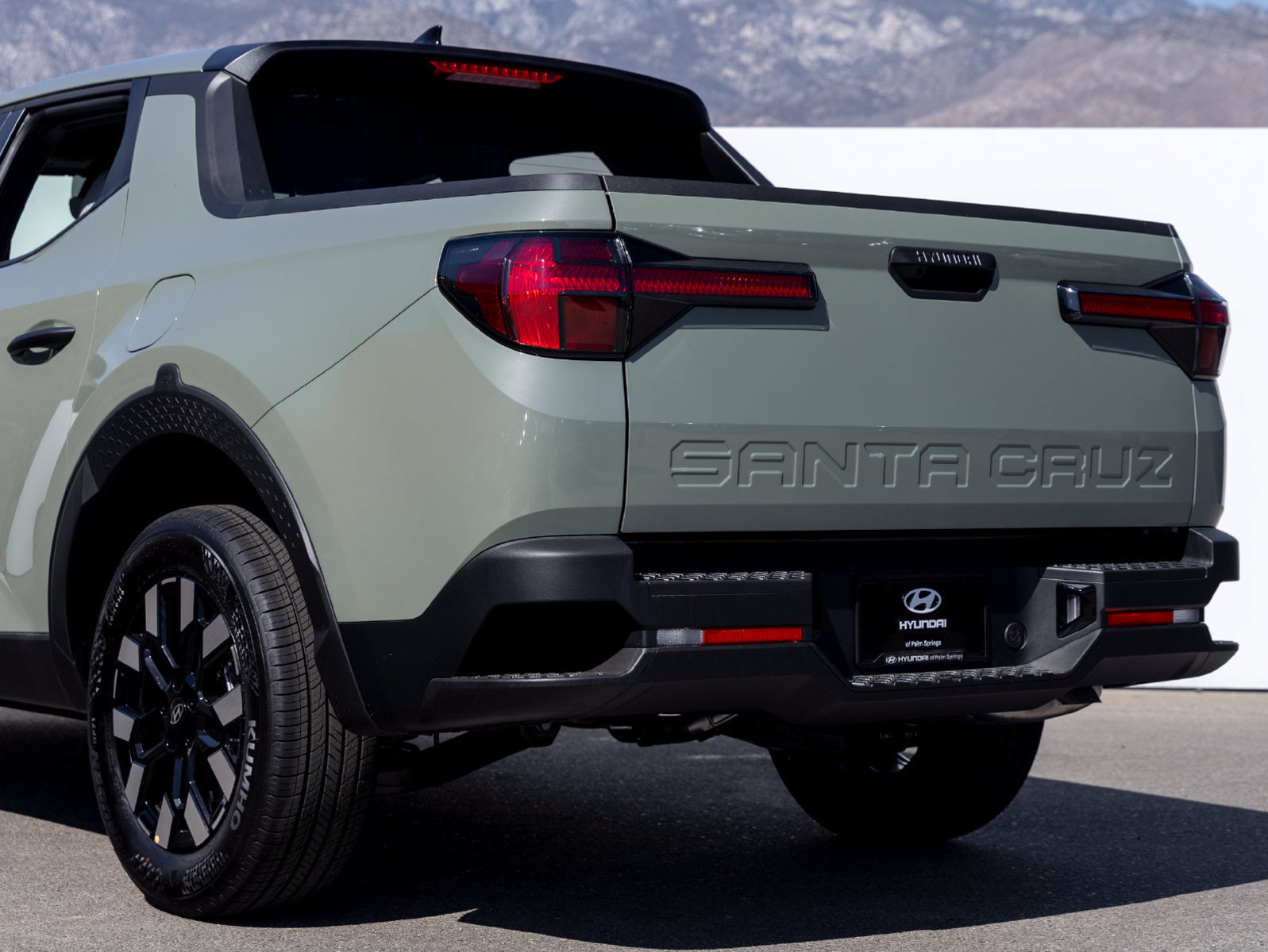 New 2027 Hyundai Santa Cruz SE FWD image 5