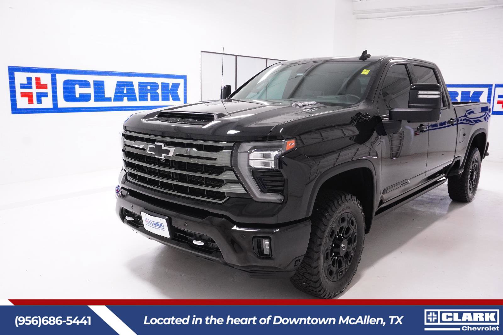 Used 2024 Chevrolet Silverado 2500 High Country w/ Midnight Edition image 1