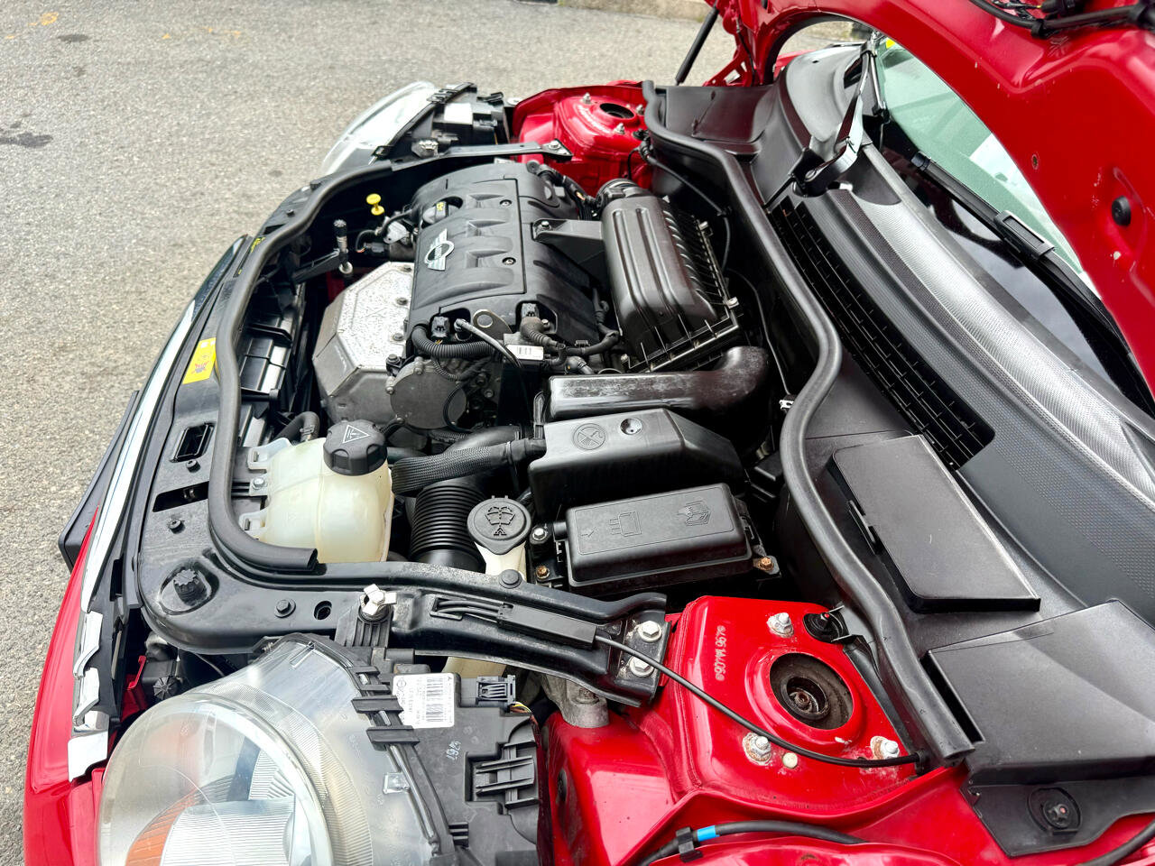 Used 2014 MINI Cooper Convertible image 26