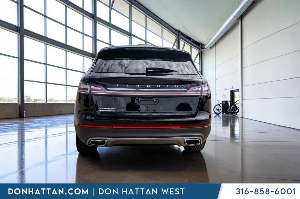 Used 2022 Lincoln Nautilus Reserve AWD/4WD image 34