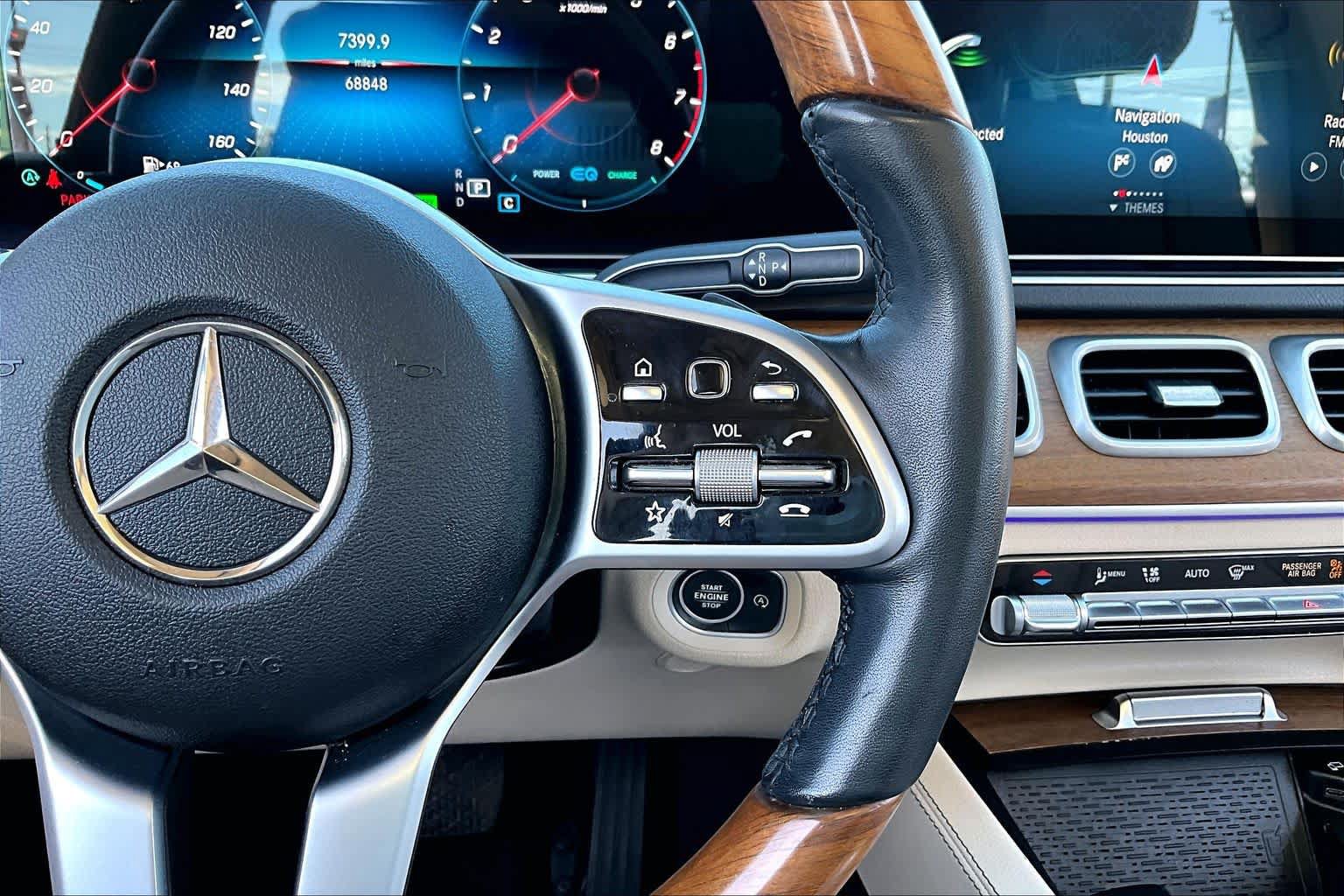 Used 2022 Mercedes-Benz GLS 450 4MATIC image 25