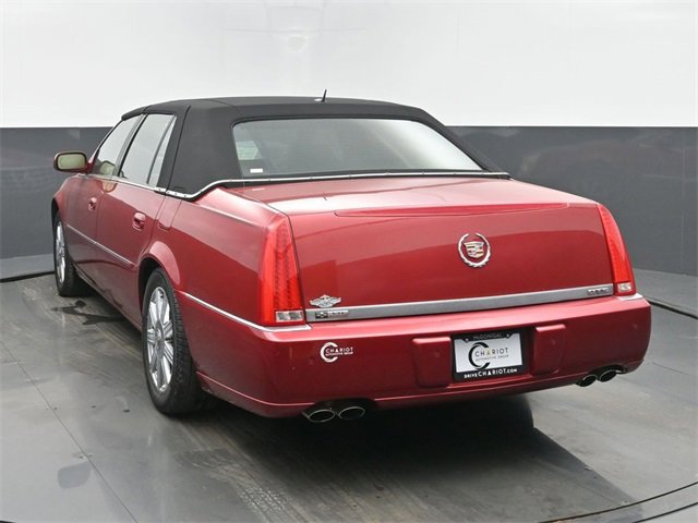 Used 2007 Cadillac DTS Luxury II image 4