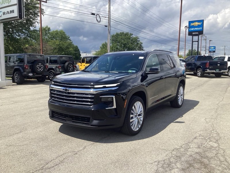 New 2026 Chevrolet Traverse LT w/ Driver Confidence Package image 3