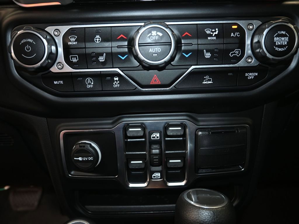 Certified 2022 Jeep Gladiator Willys image 18