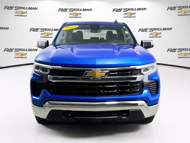Used 2025 Chevrolet Silverado 1500 LT AWD/4WD image 2