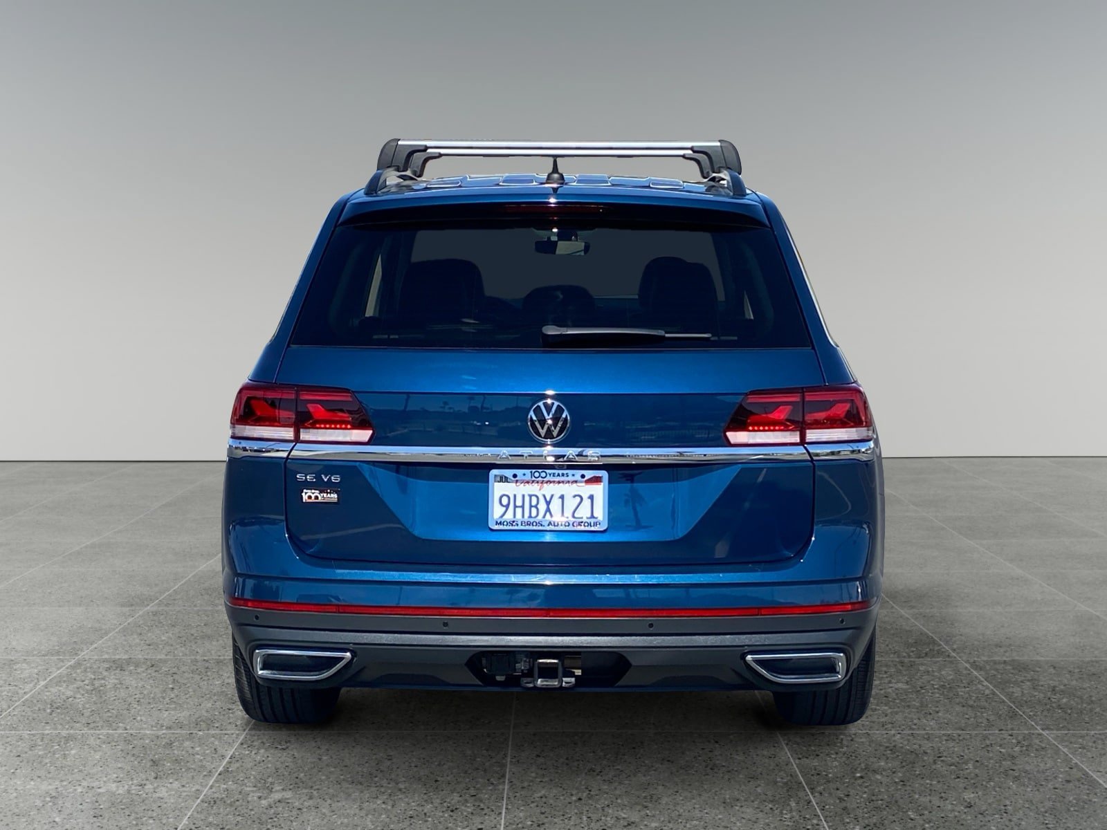 Used 2023 Volkswagen Atlas SE w/ Panoramic Sunroof Package FWD image 4