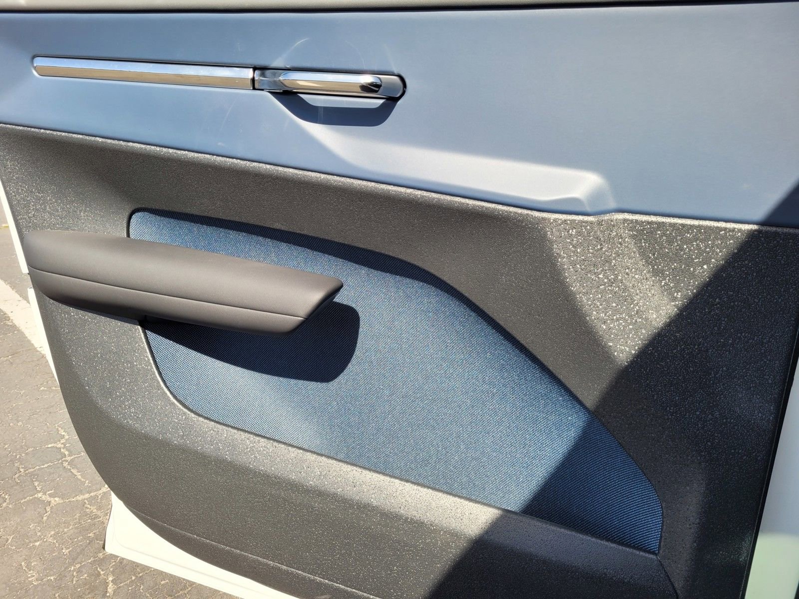 New 2026 Volvo EX30 Plus w/ Protection Package Premier image 13