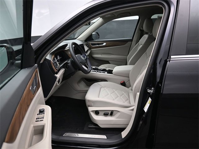 New 2026 Volkswagen Atlas SE image 9