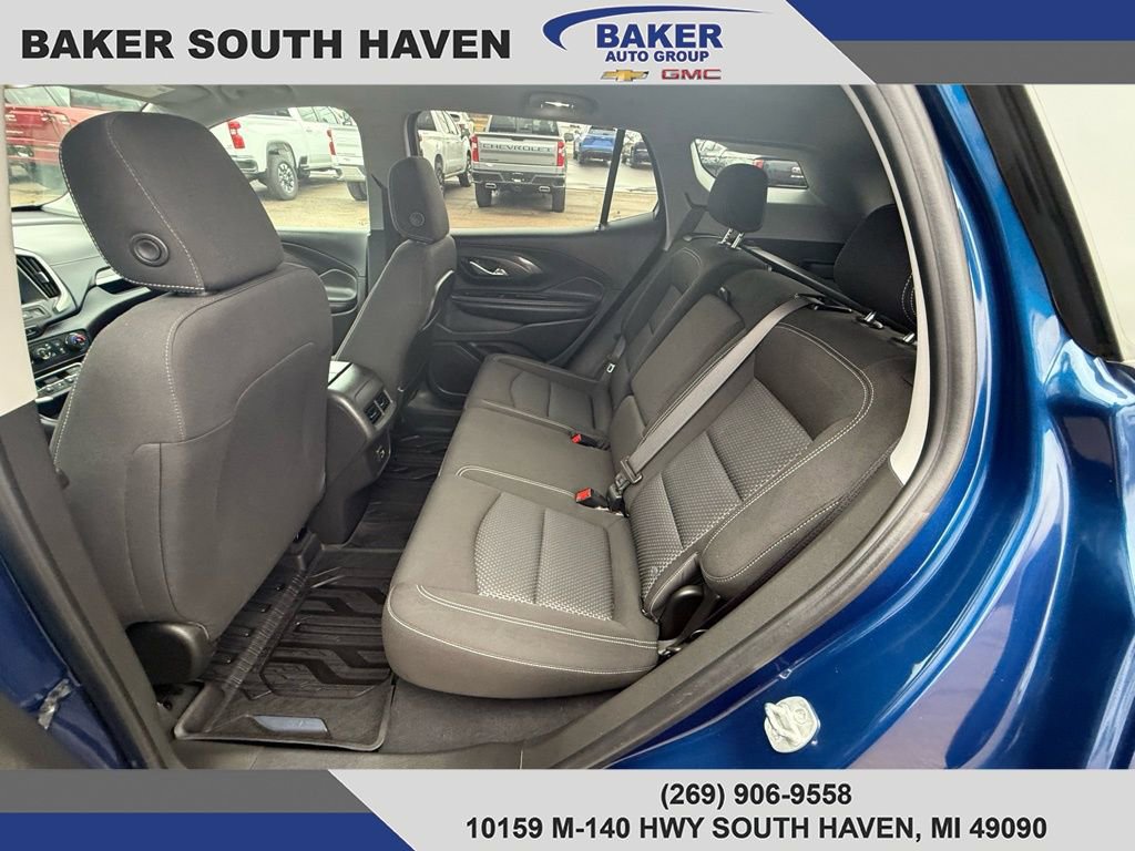 Used 2022 GMC Terrain SLE w/ Driver Convenience Package image 12